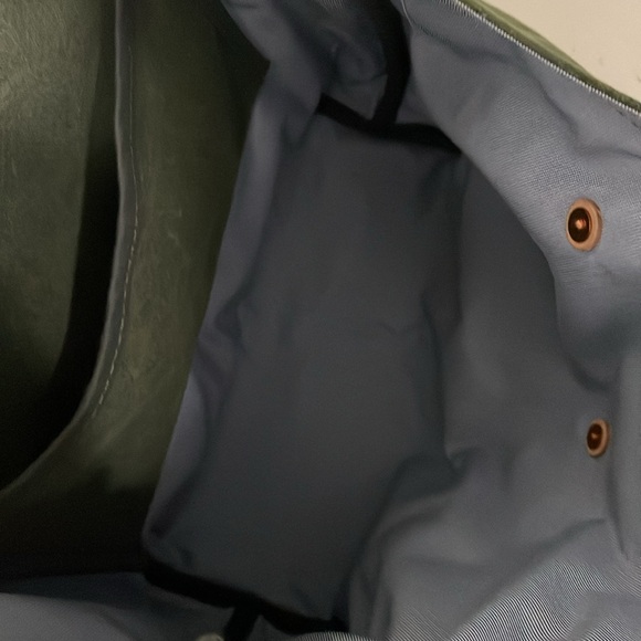 Meanwhile, Back On The Farm olive green utility tote - Picture 5 of 6